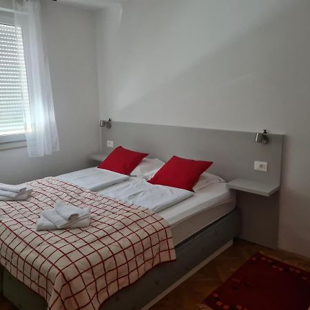 Appartement Sara à Mostar Extérieur photo