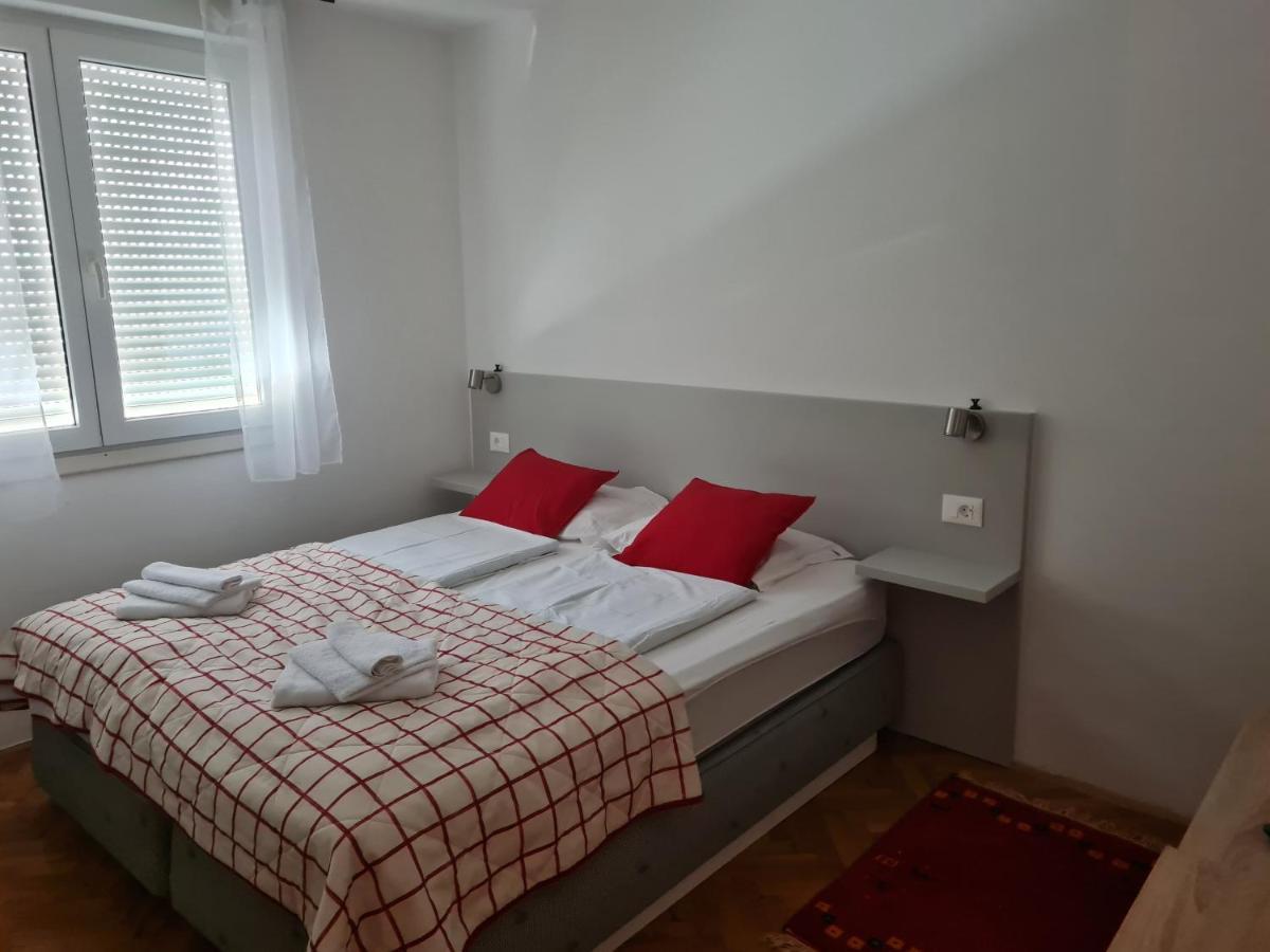 Appartement Sara à Mostar Extérieur photo
