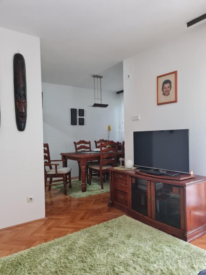 Appartement Sara à Mostar Extérieur photo